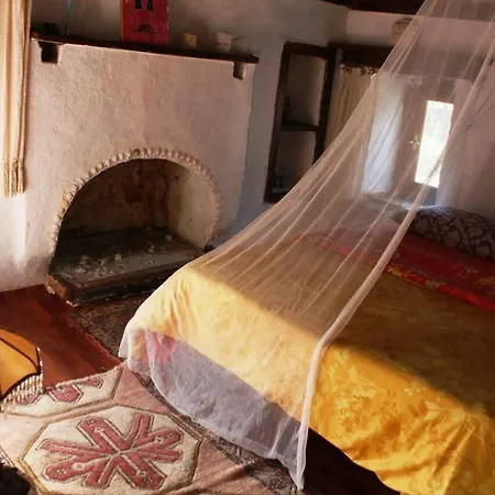 Konukevi Hiker's Inn-purple House Kaleüçağız