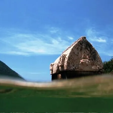 Hiker's Inn-purple House Gæstehus Kaleucagız