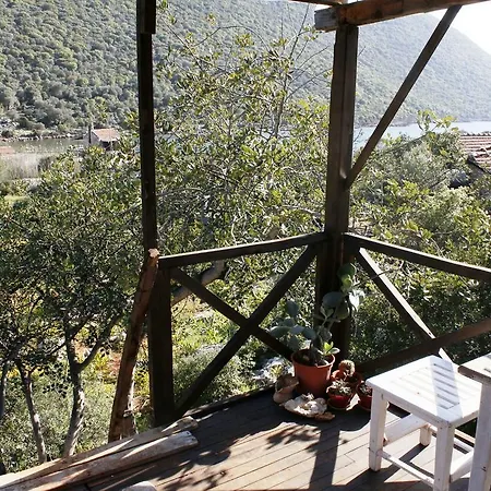 Hiker's Inn-purple House Kaleucagız